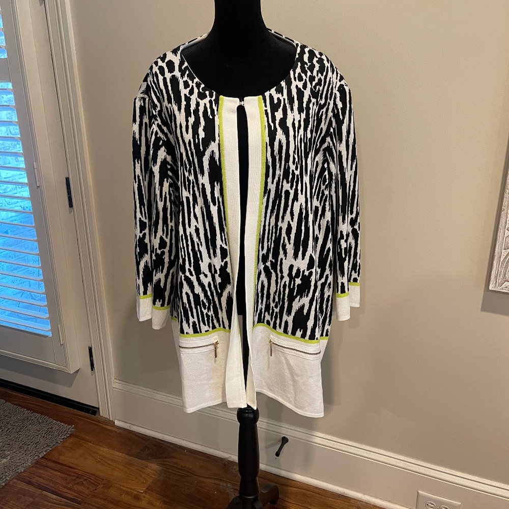 Gorgeous Ming Wang plus size Summer sweater jacket.  Worn once.